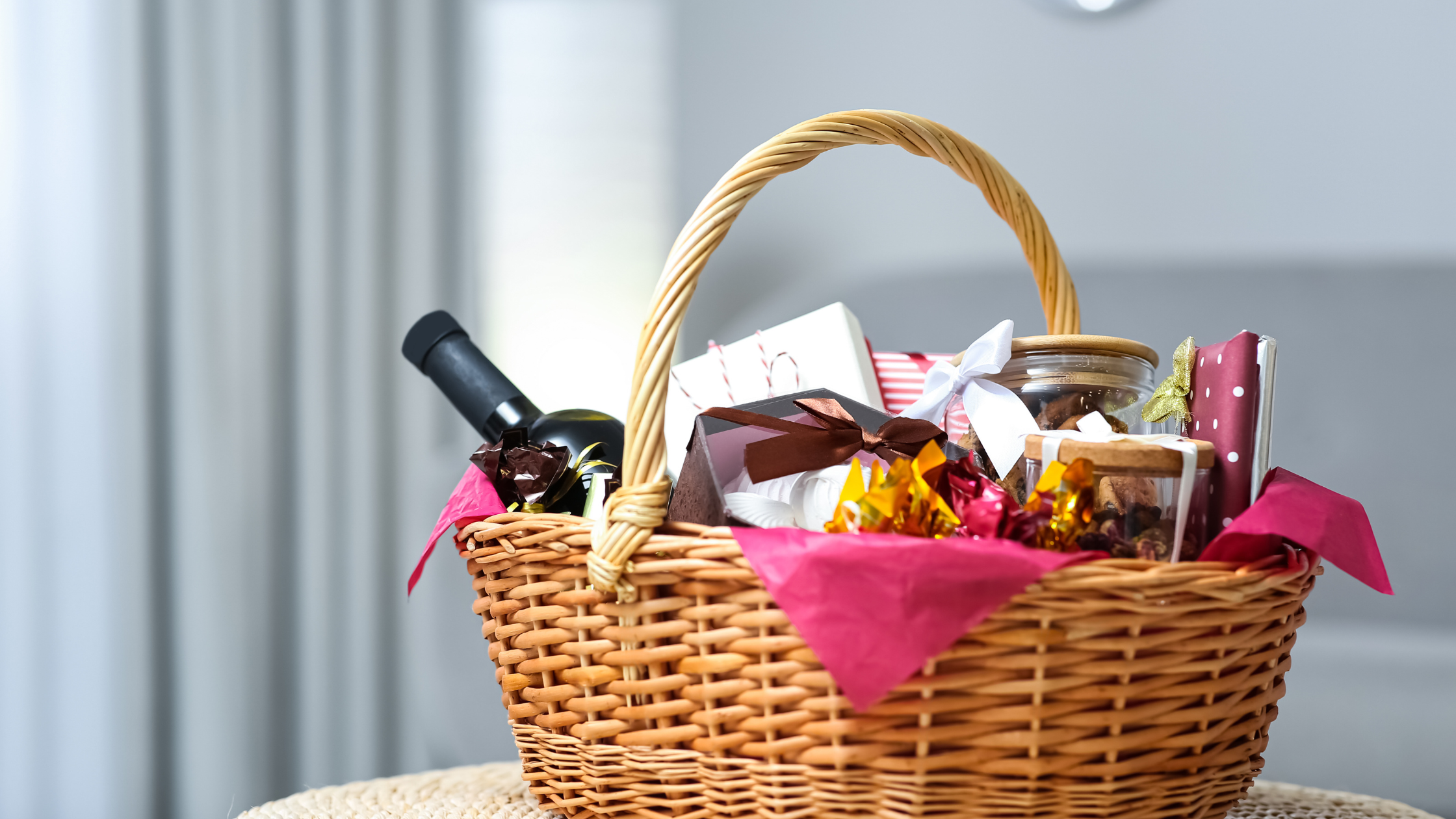 How to make a Christmas hamper